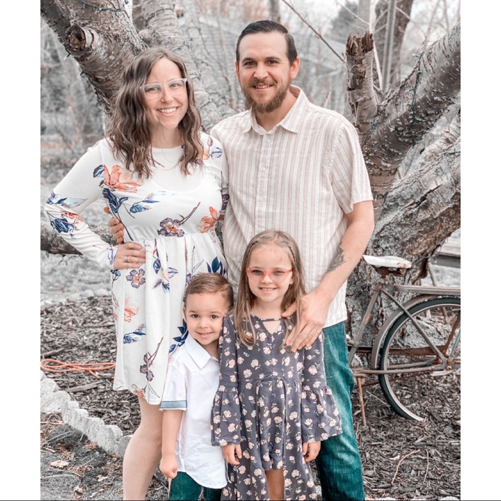 Meet your Posher, Lexi! God loving wife & mama to three beauties! - Picture 6 of 8
